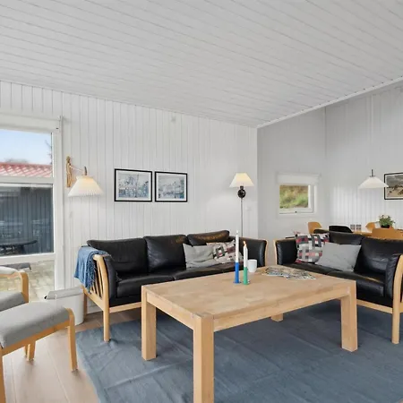 Holiday home Arnwith - 20m From The Sea By Interhome