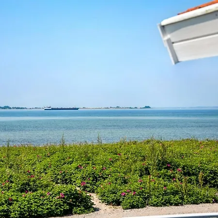 Arnwith - 20m From The Sea By Interhome Holiday home *